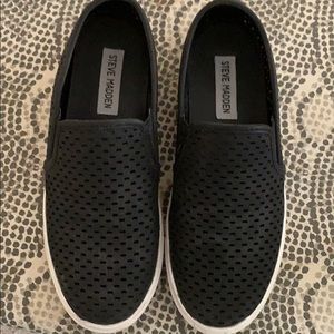 Steve Madden Elouise Black Sneakers